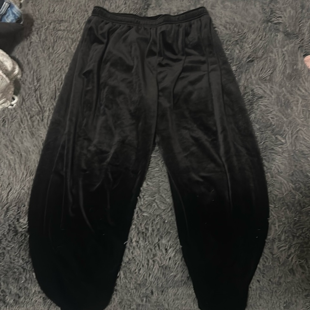 Velvet sweat pants